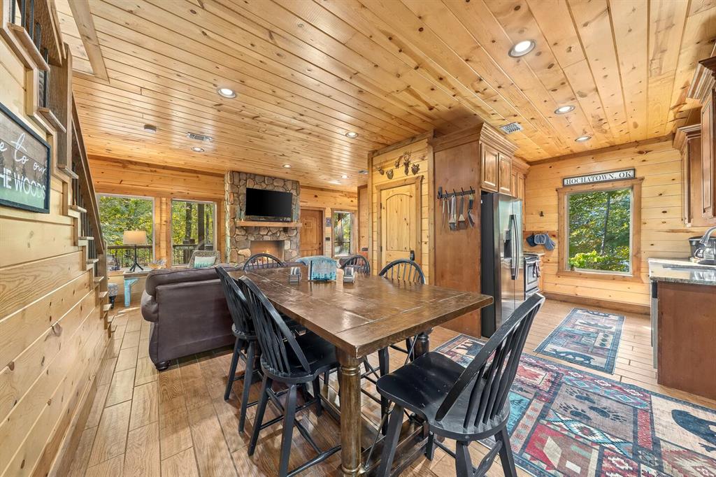 538 N State Highway 259a Property Photo 9