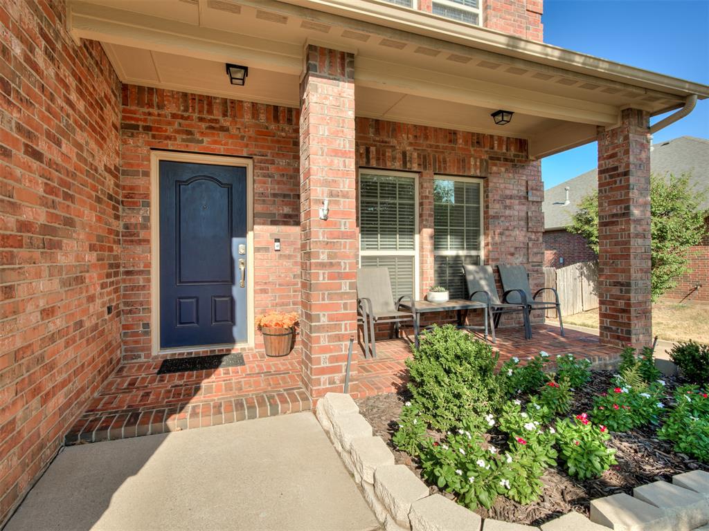 10413 Westover Avenue Property Photo 4