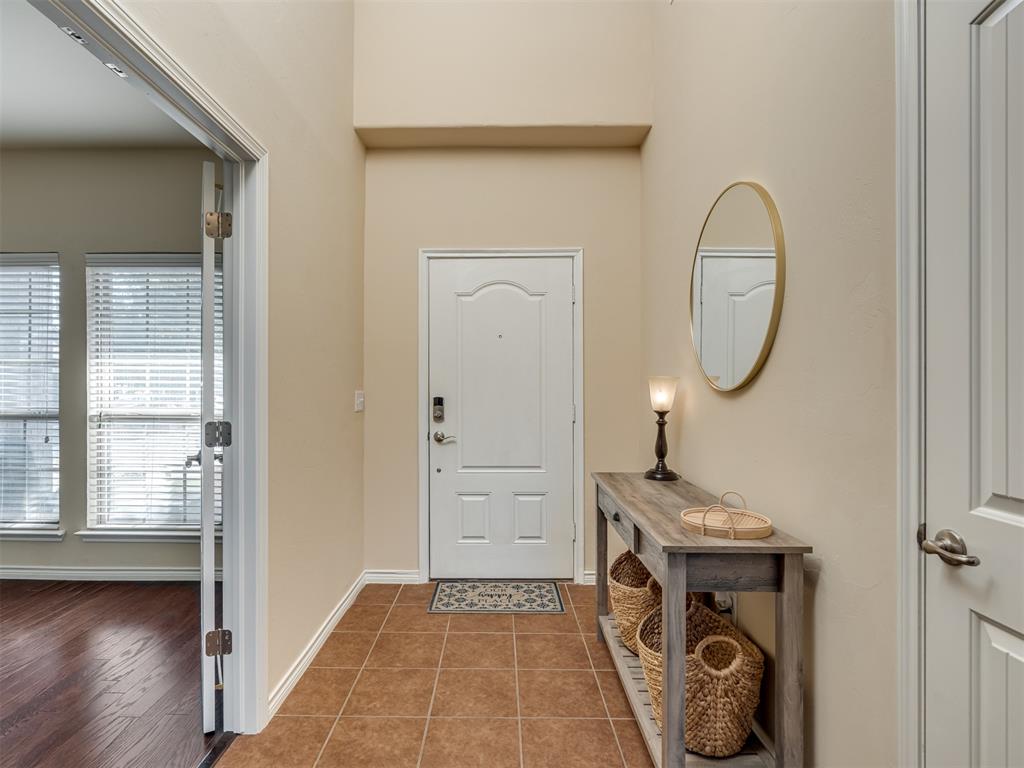 10413 Westover Avenue Property Photo 5