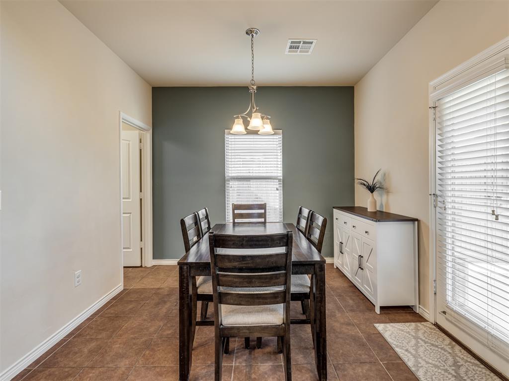 10413 Westover Avenue Property Photo 14