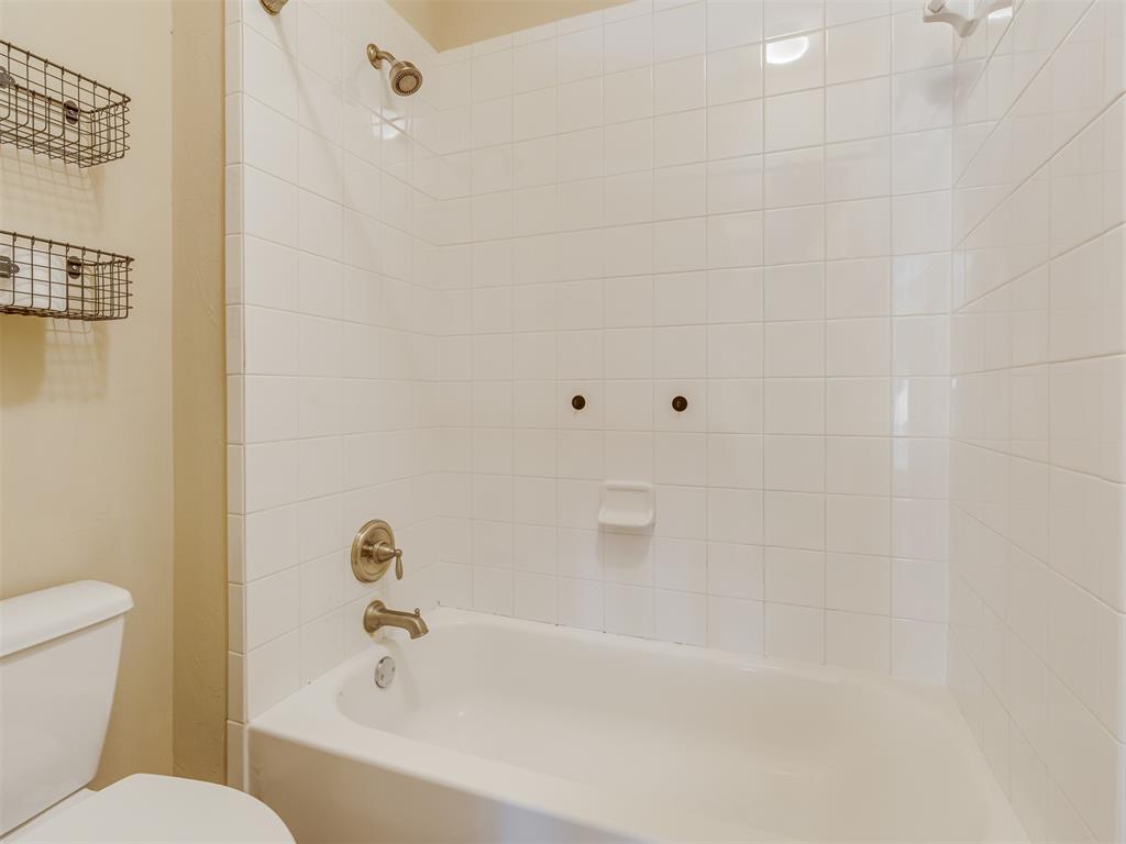 10413 Westover Avenue Property Photo 35