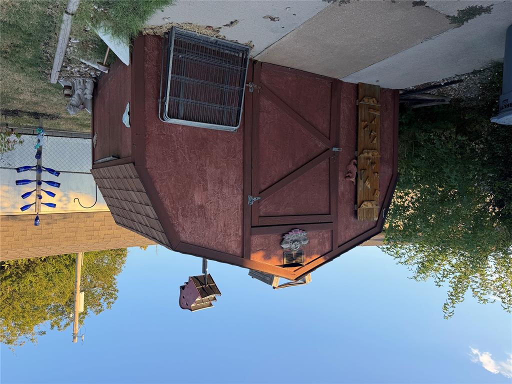4 Cherokee Street Property Photo 9