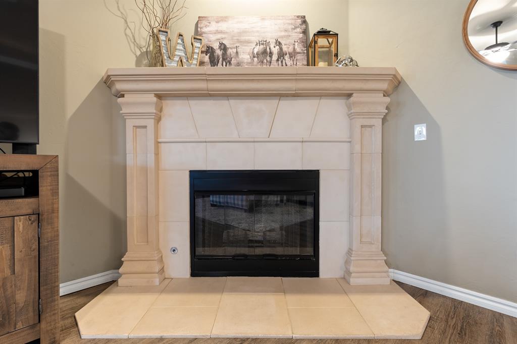 4409 Boardwalk Avenue Property Photo 12