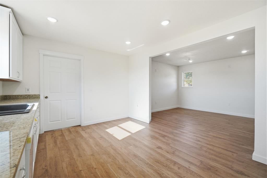 801 N Terrace Avenue Property Photo 13