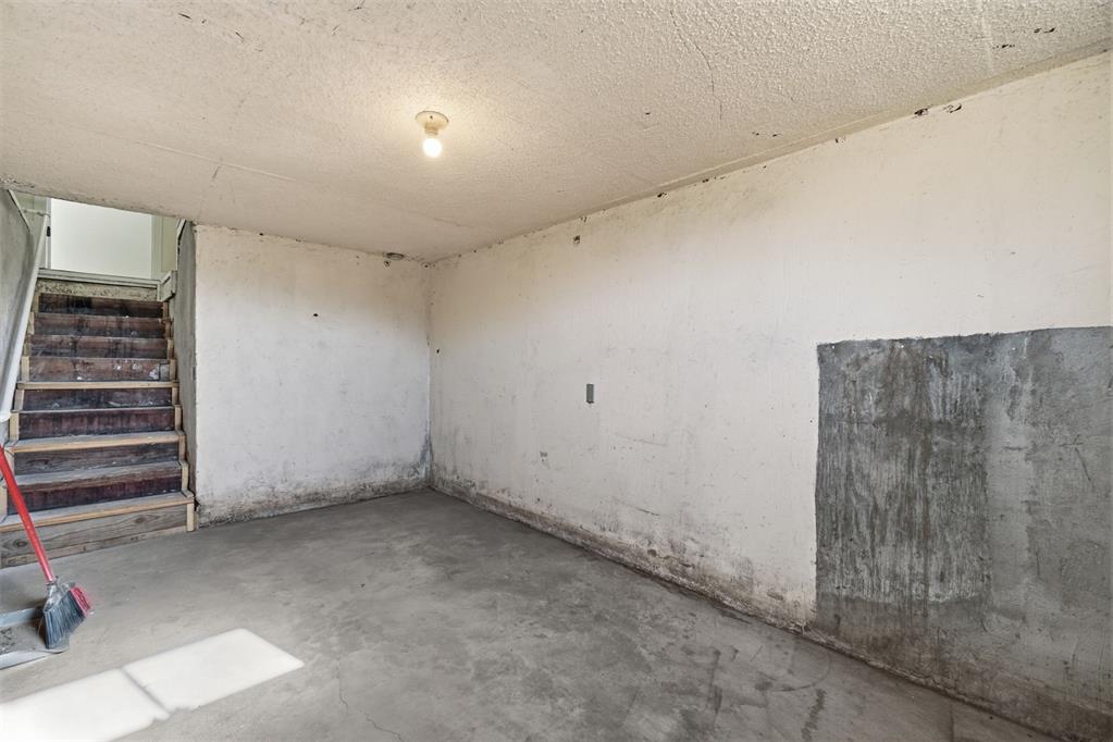 801 N Terrace Avenue Property Photo 30