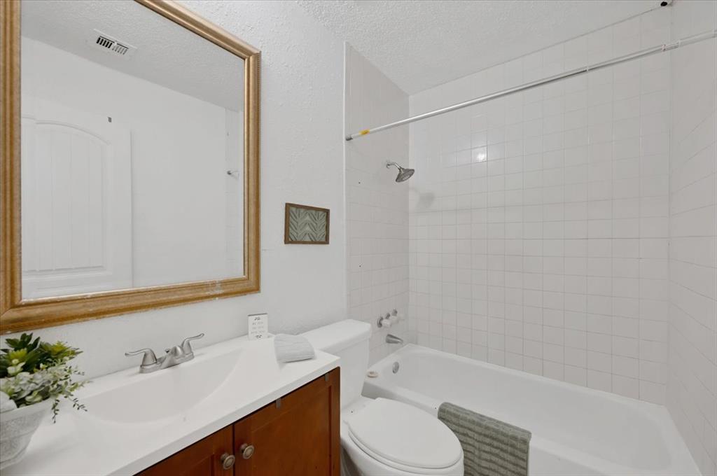 505 Meadowlake Drive Property Photo 22