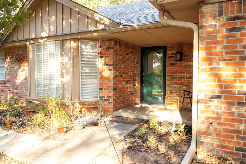 507 Whispering Oaks Property Photo 5