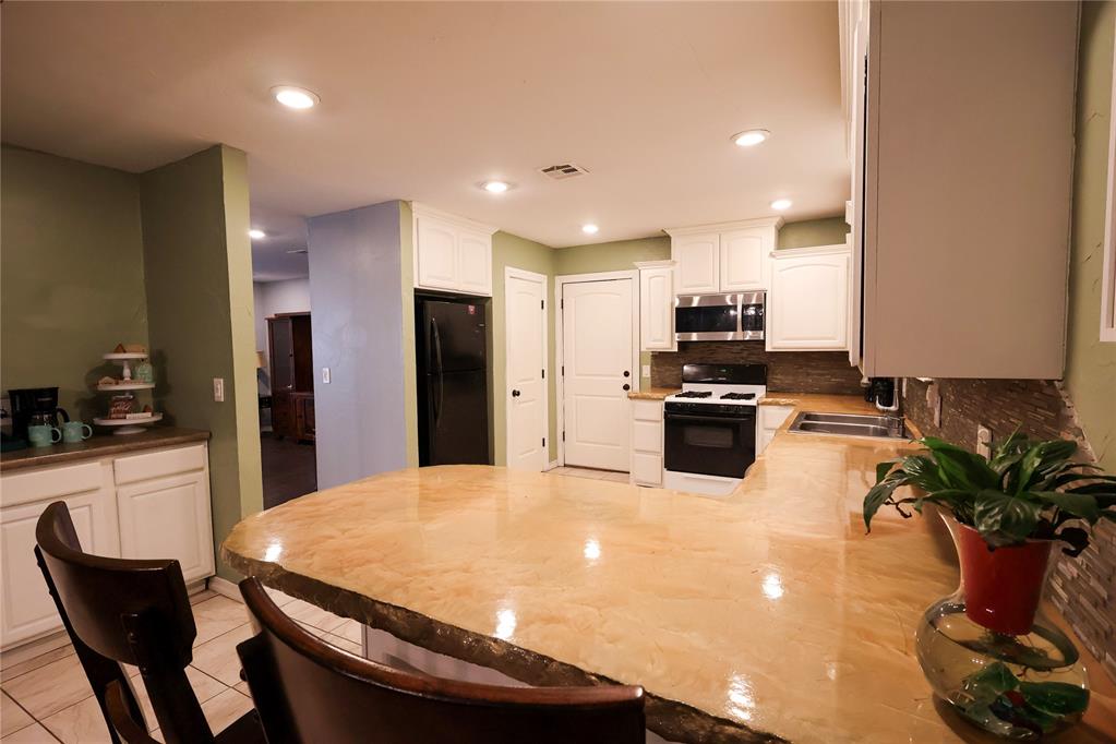 507 Whispering Oaks Property Photo 14