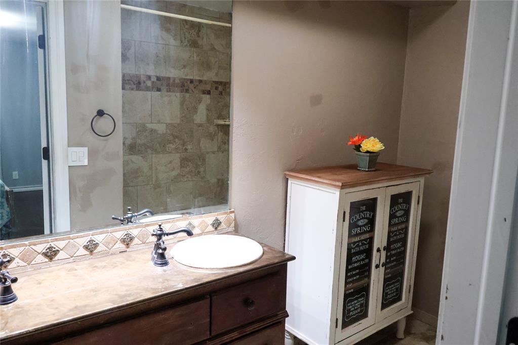 507 Whispering Oaks Property Photo 30