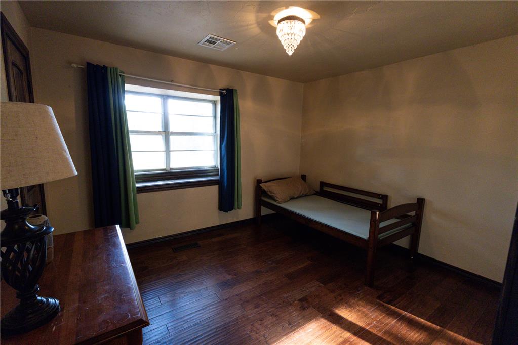 507 Whispering Oaks Property Photo 34