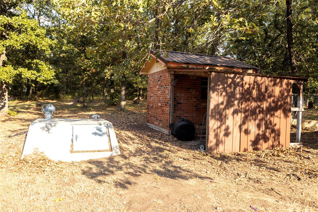 507 Whispering Oaks Property Photo 40