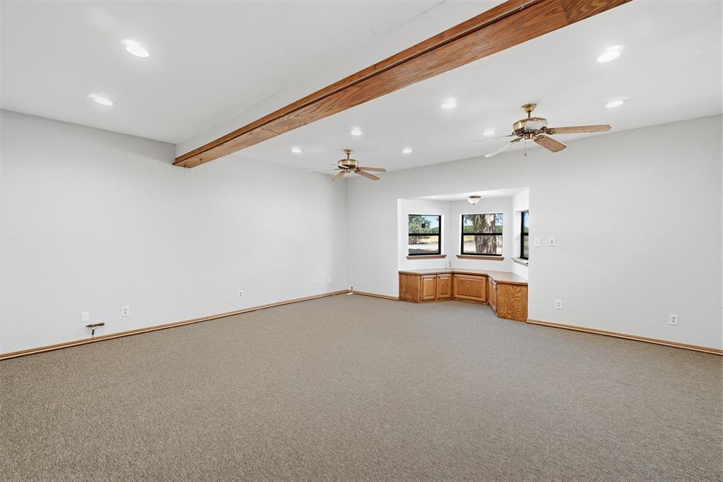 15801 S County Road 2064 Road Property Photo 10