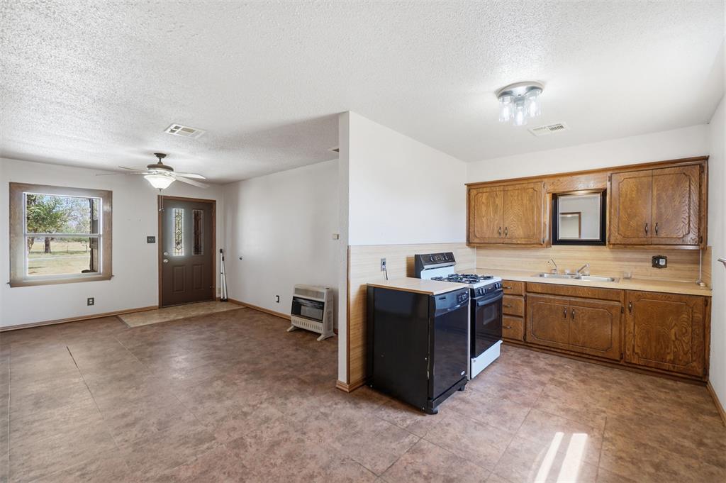 15801 S County Road 2064 Road Property Photo 15