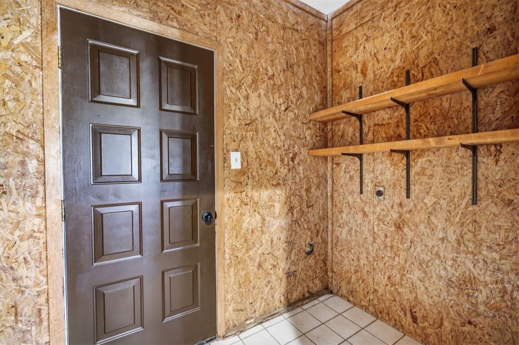 15801 S County Road 2064 Road Property Photo 27