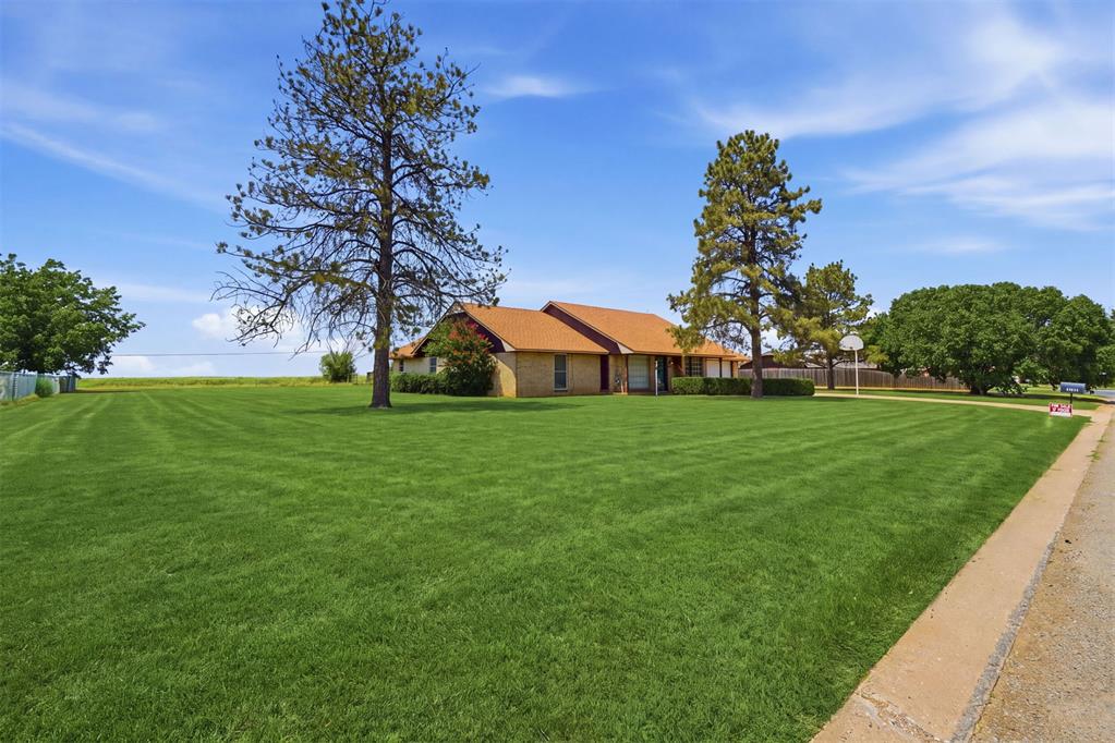 20423 E County Road 1567 Road Property Photo 3