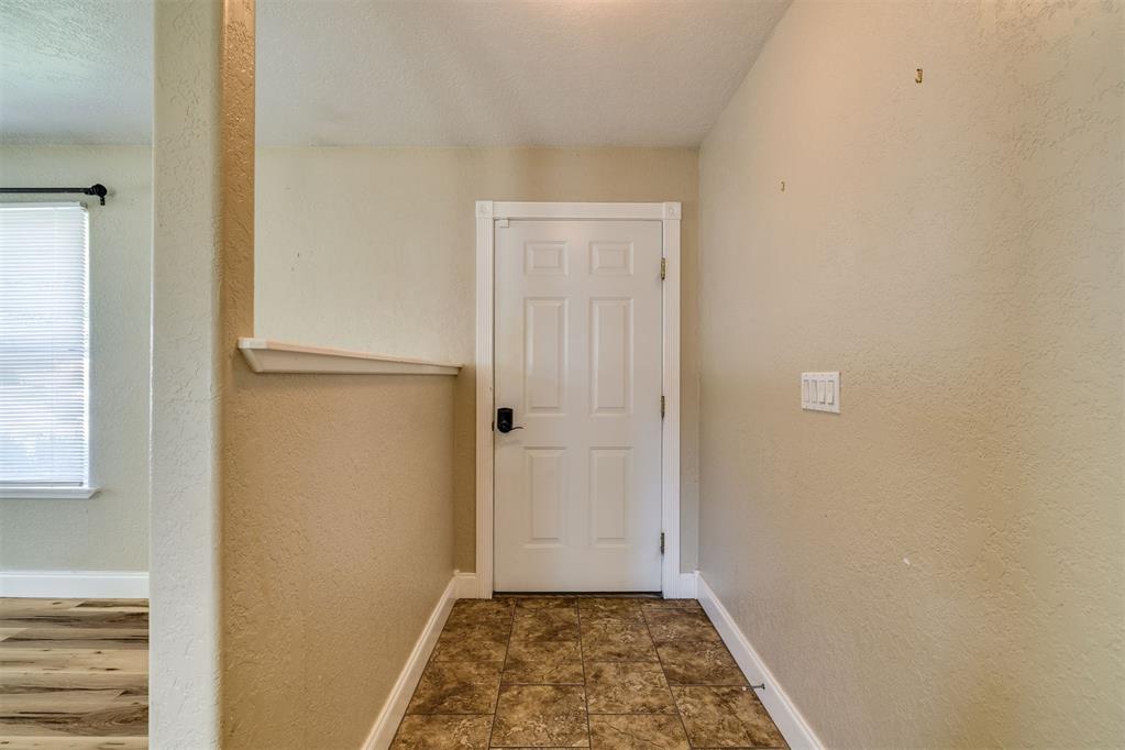 216 Sw 4th Street Property Photo 4
