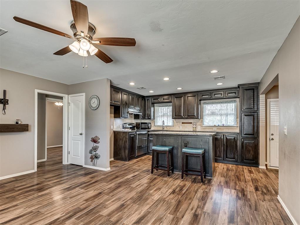 220 S Irving Drive Property Photo 8