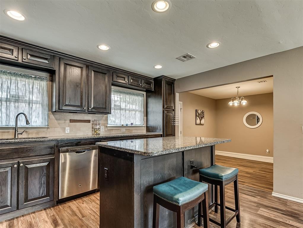 220 S Irving Drive Property Photo 12
