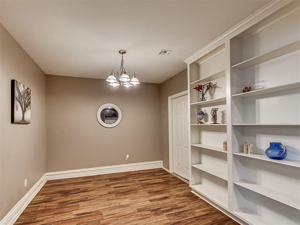 220 S Irving Drive Property Photo 18