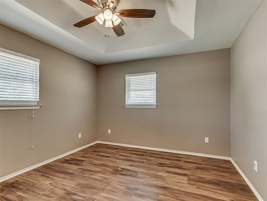 220 S Irving Drive Property Photo 21