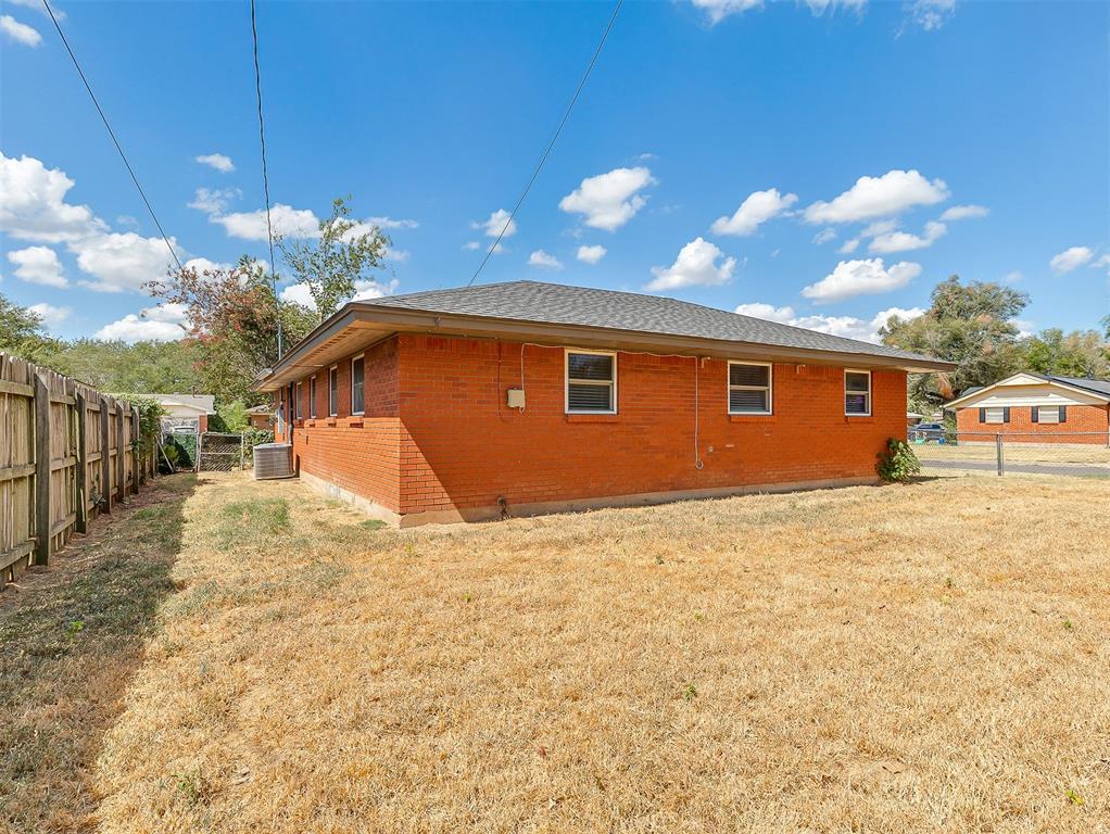 220 S Irving Drive Property Photo 29