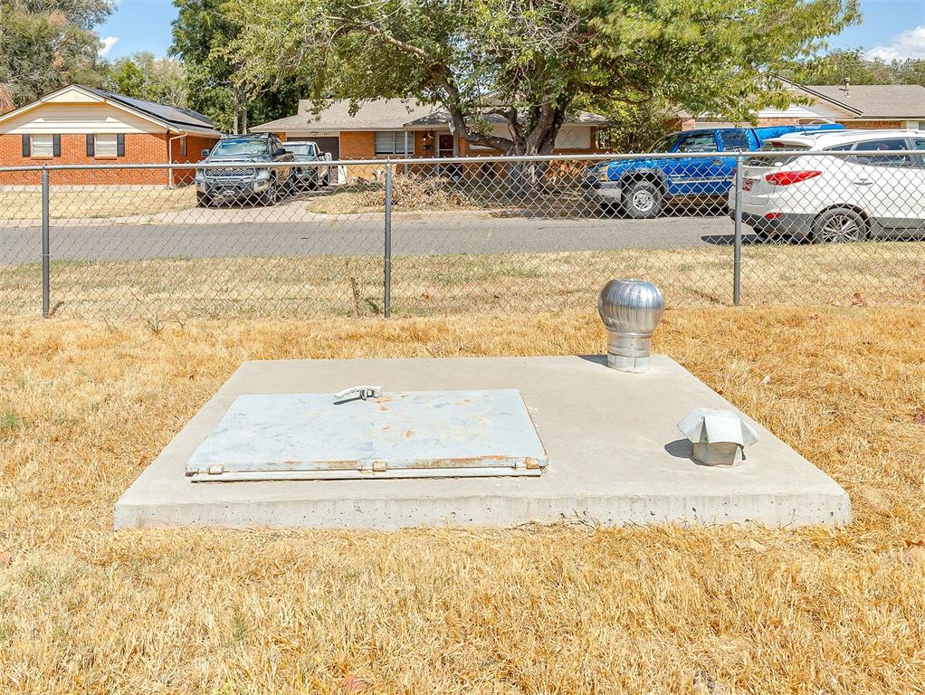220 S Irving Drive Property Photo 31