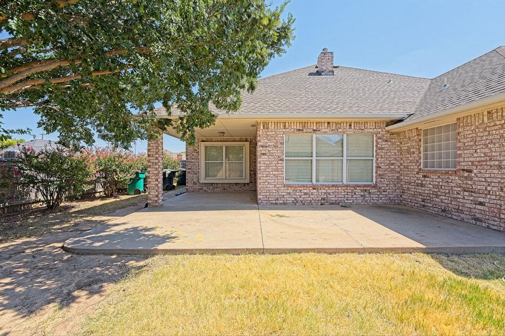 9301 S Barnes Avenue Property Photo 9