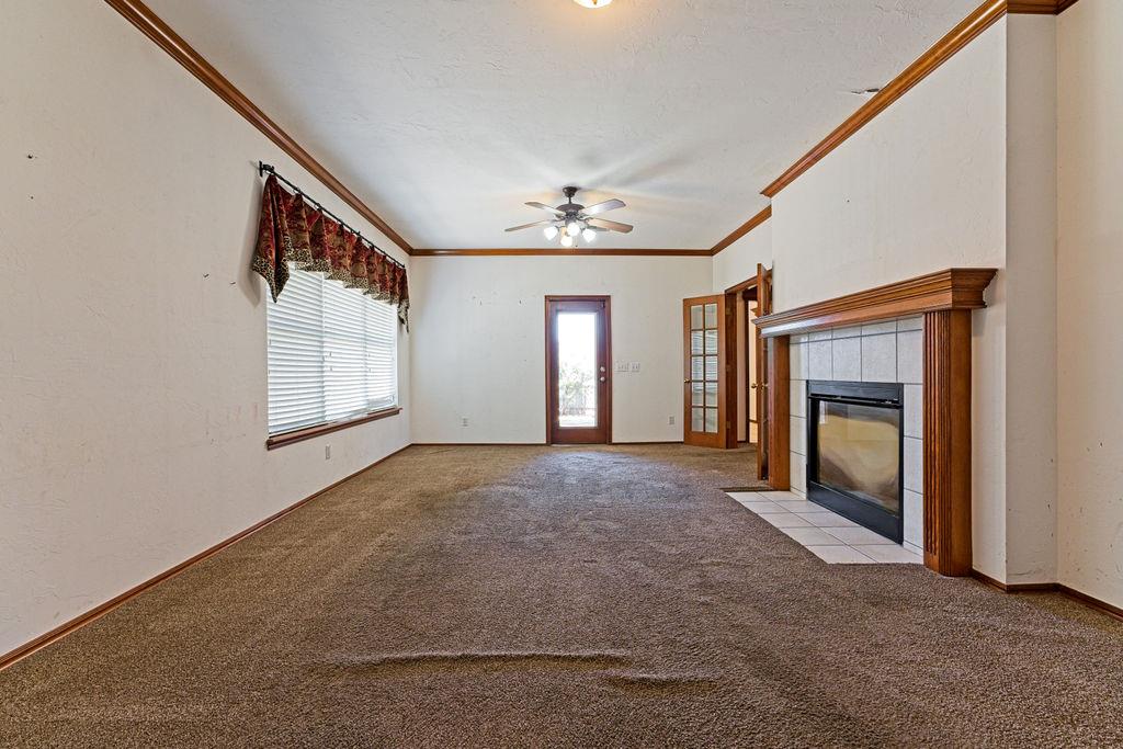 9301 S Barnes Avenue Property Photo 24