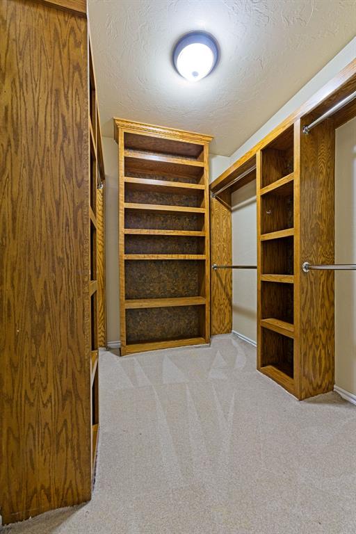 9301 S Barnes Avenue Property Photo 31