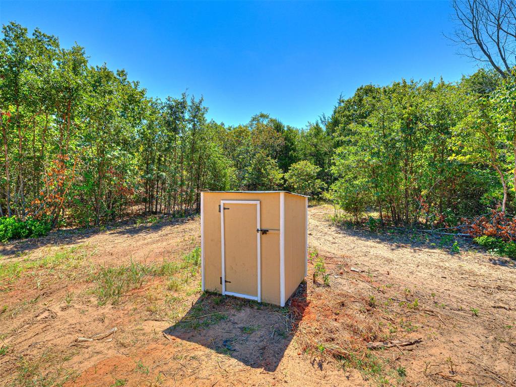 333073 E 1000 Road Property Photo 2