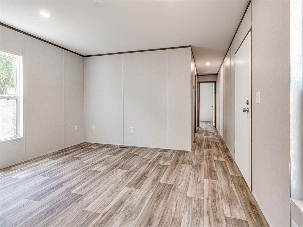 333073 E 1000 Road Property Photo 7