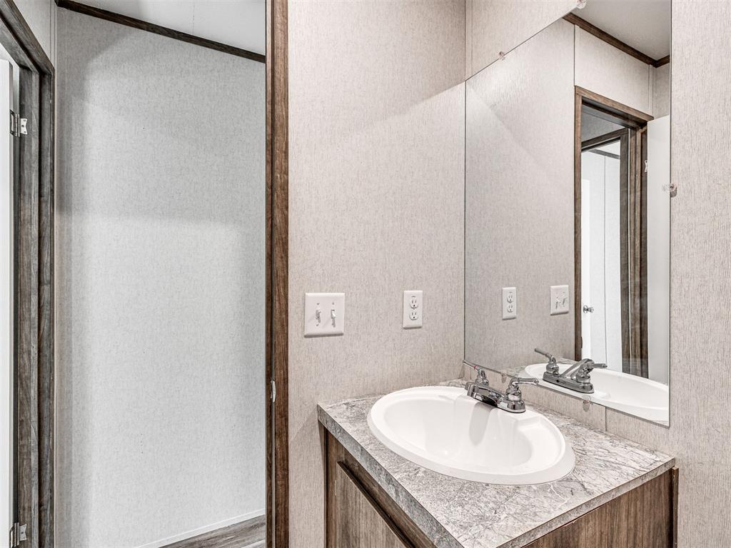 333073 E 1000 Road Property Photo 29