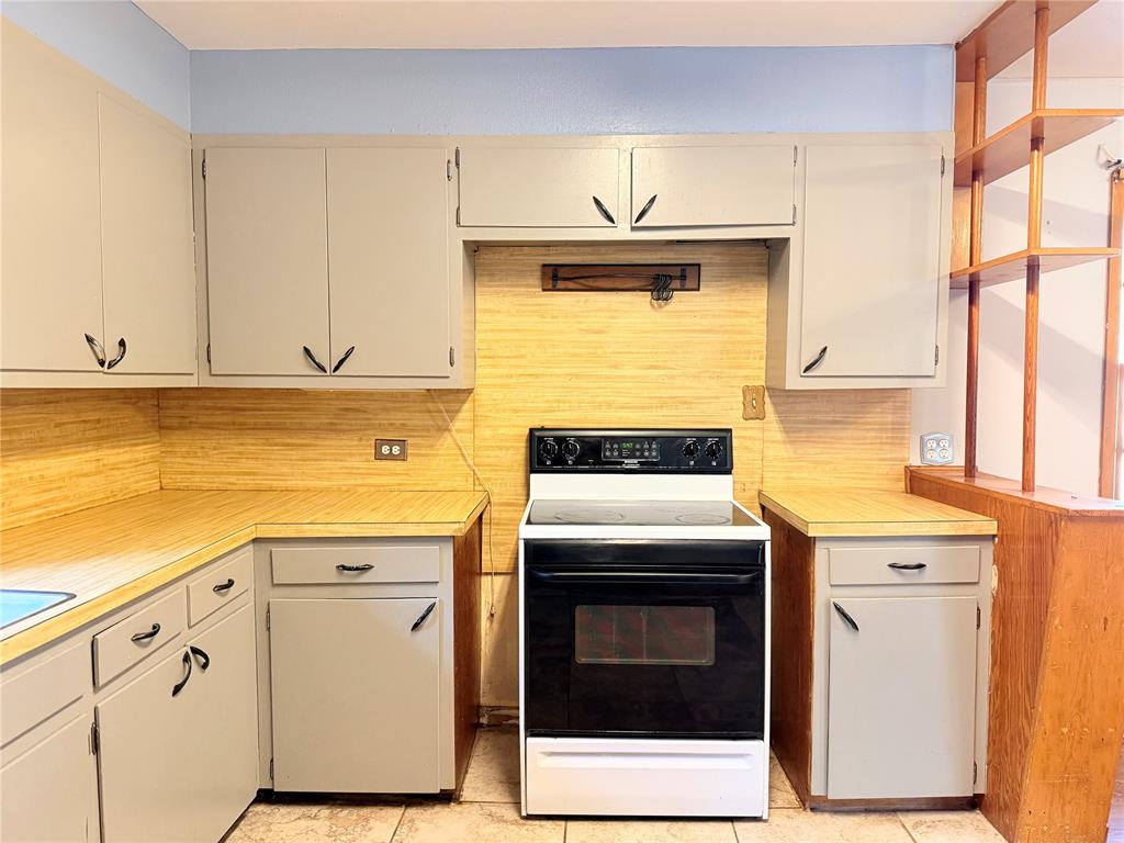 503 N Ford Avenue Property Photo 9