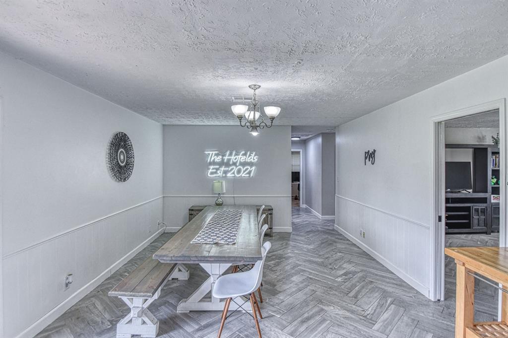 2225 W Country Club Road Property Photo 8