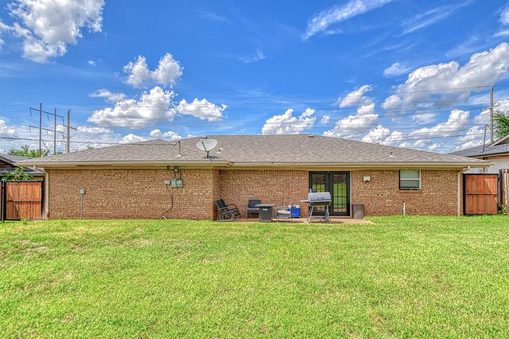 2225 W Country Club Road Property Photo 32