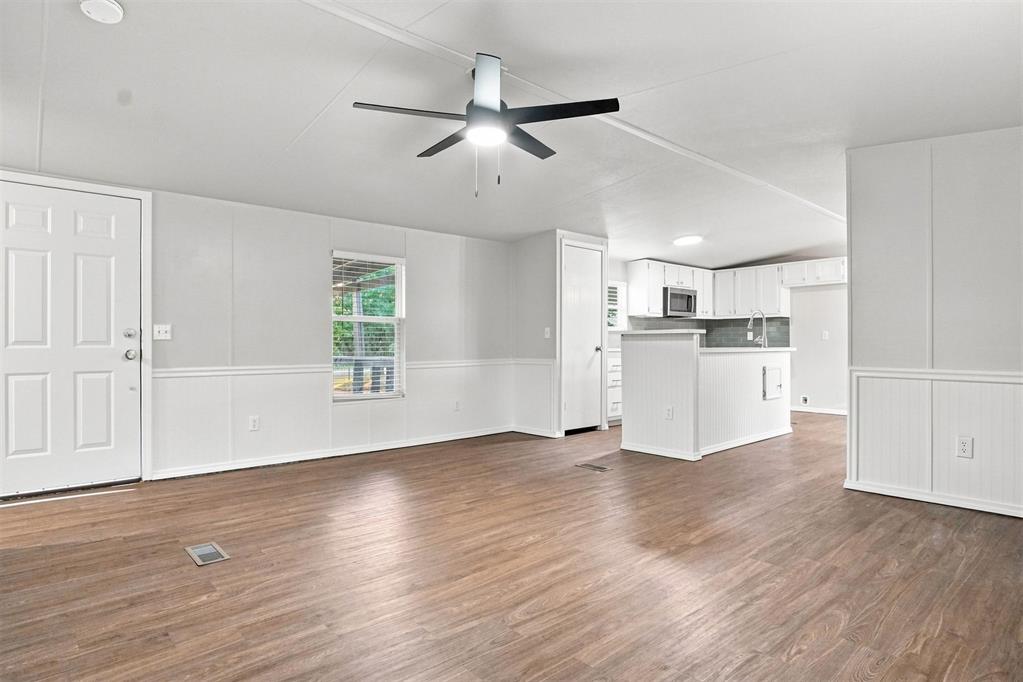 11700 S Sooner Road Property Photo 11