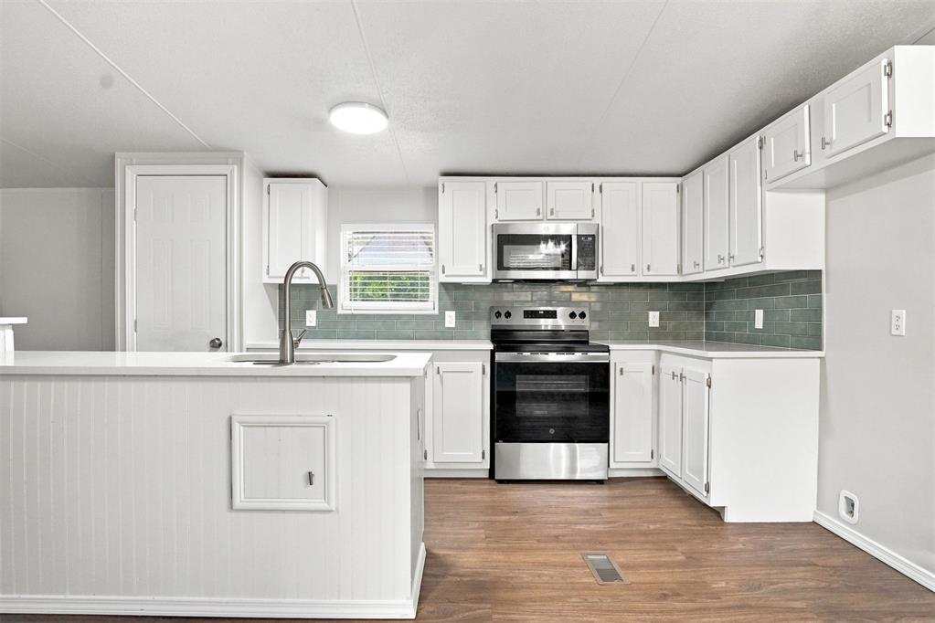 11700 S Sooner Road Property Photo 12
