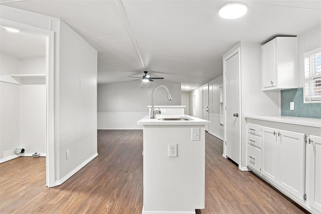11700 S Sooner Road Property Photo 14