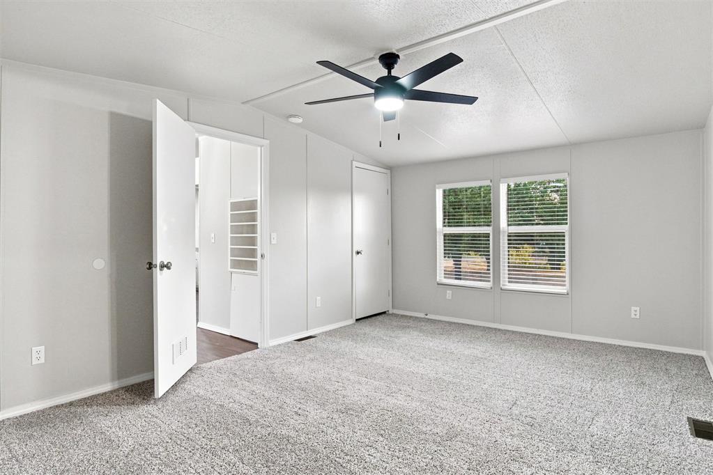 11700 S Sooner Road Property Photo 33