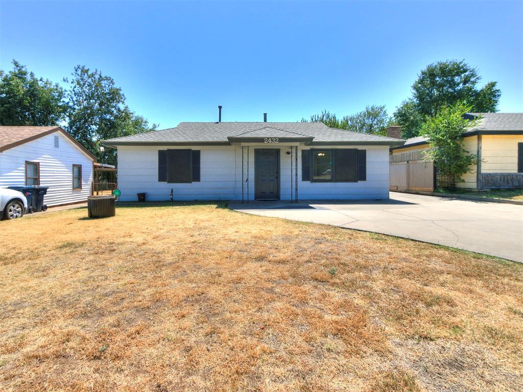 2432 Sw Grand Boulevard Property Photo 2