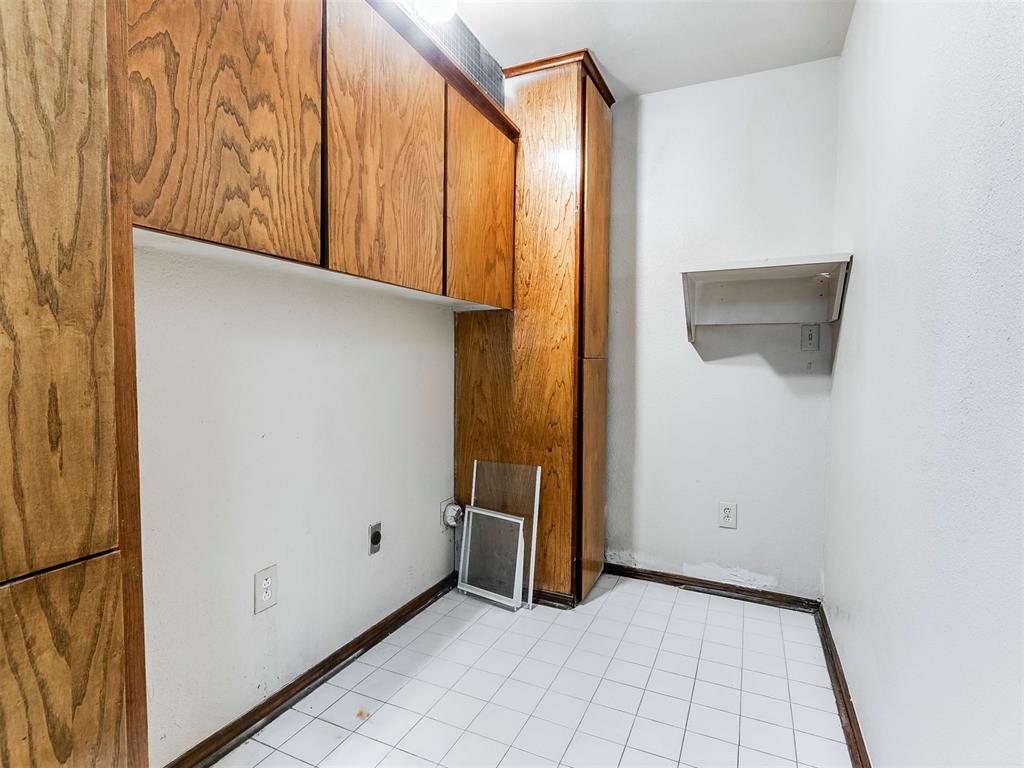 2432 Sw Grand Boulevard Property Photo 14
