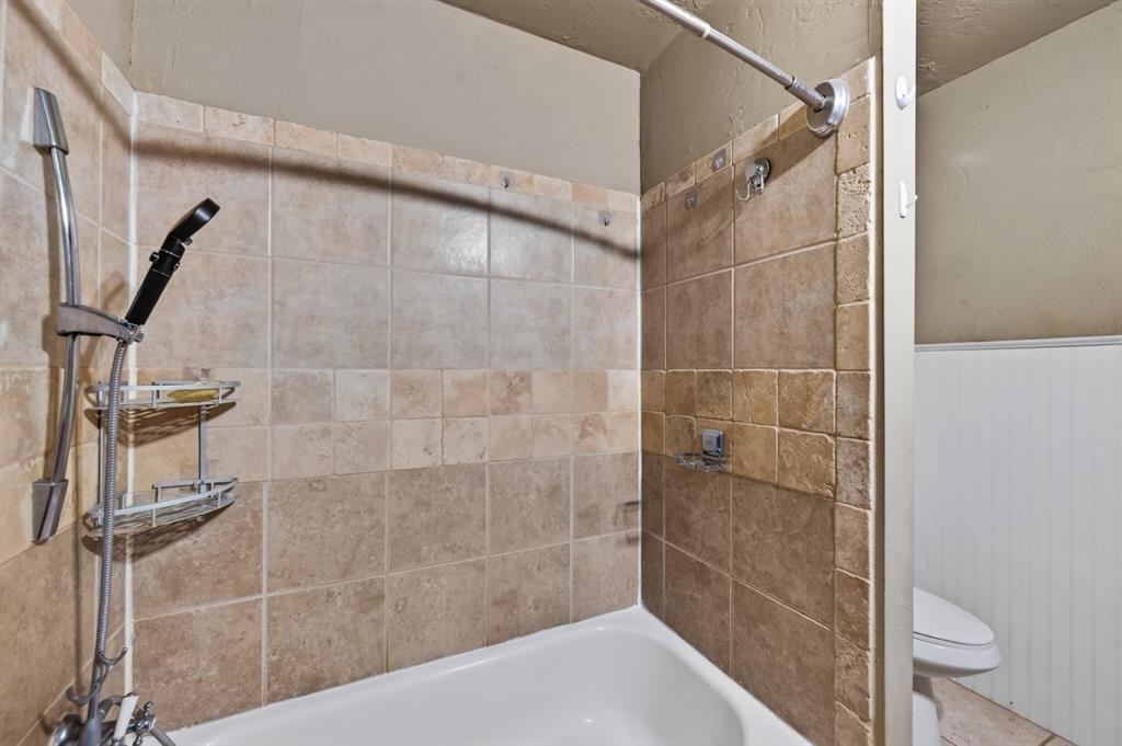 1006 N Douglas Boulevard Property Photo 16