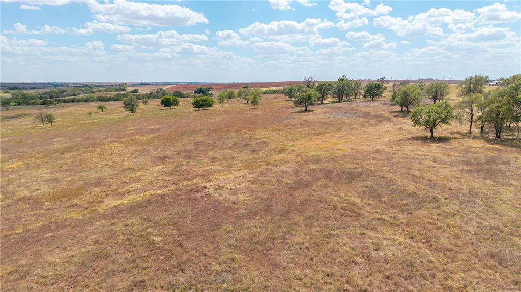 23165 E 1020 Road Property Photo 4