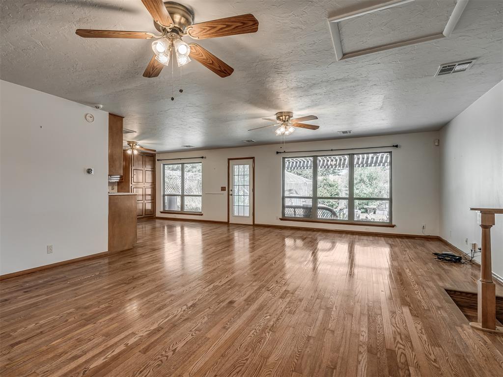 4601 Nw 57th Street Property Photo 30