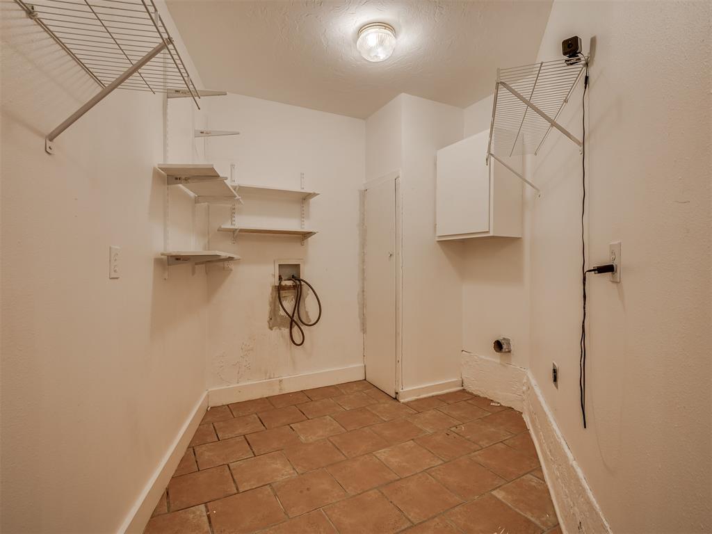4601 Nw 57th Street Property Photo 37