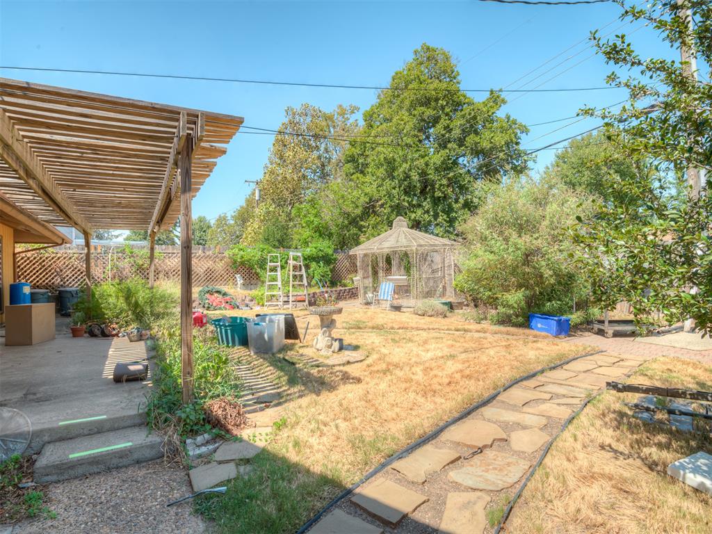 4601 Nw 57th Street Property Photo 42
