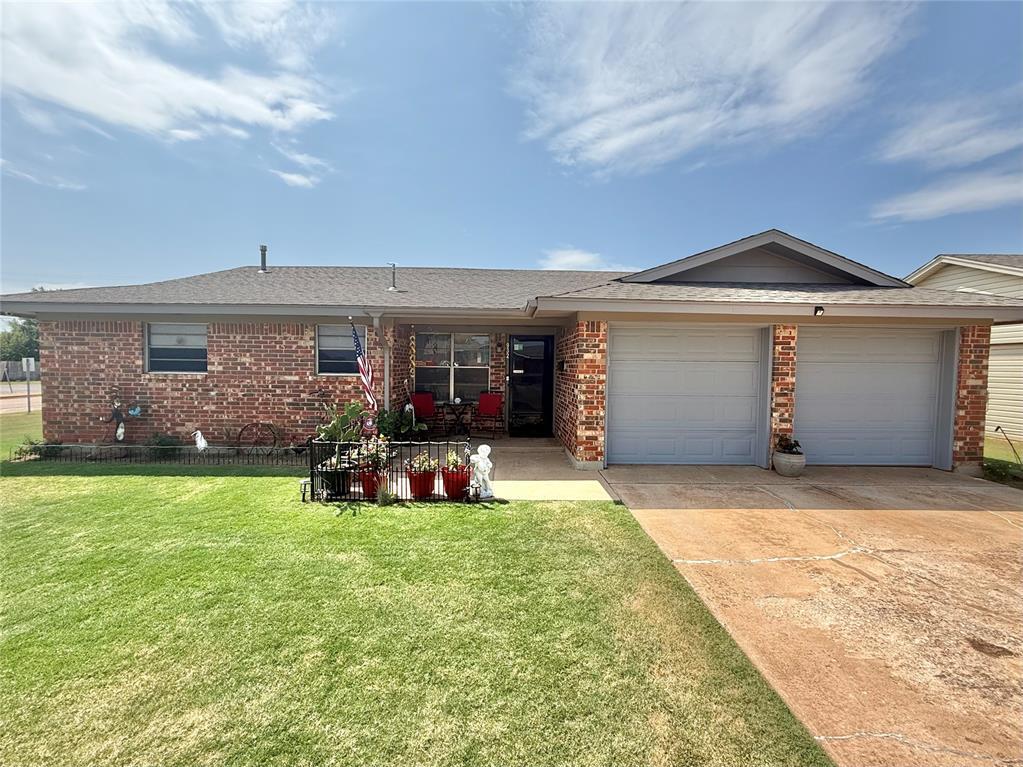 932 Hazel Street Property Photo 2