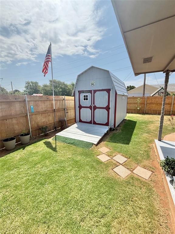 932 Hazel Street Property Photo 24
