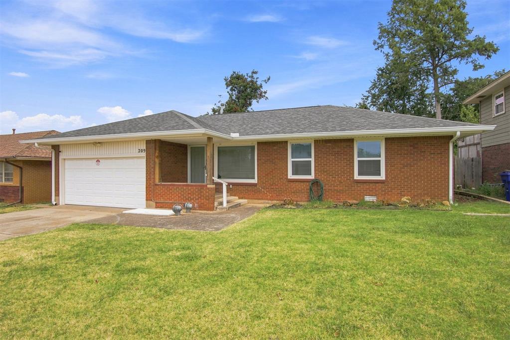 209 W Glenhaven Drive Property Photo 6
