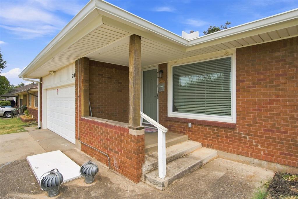 209 W Glenhaven Drive Property Photo 30
